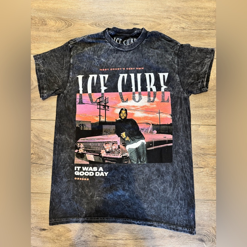 Vintage Ice Cube Graphic Short Sleeve Tee - Black (Unisex)